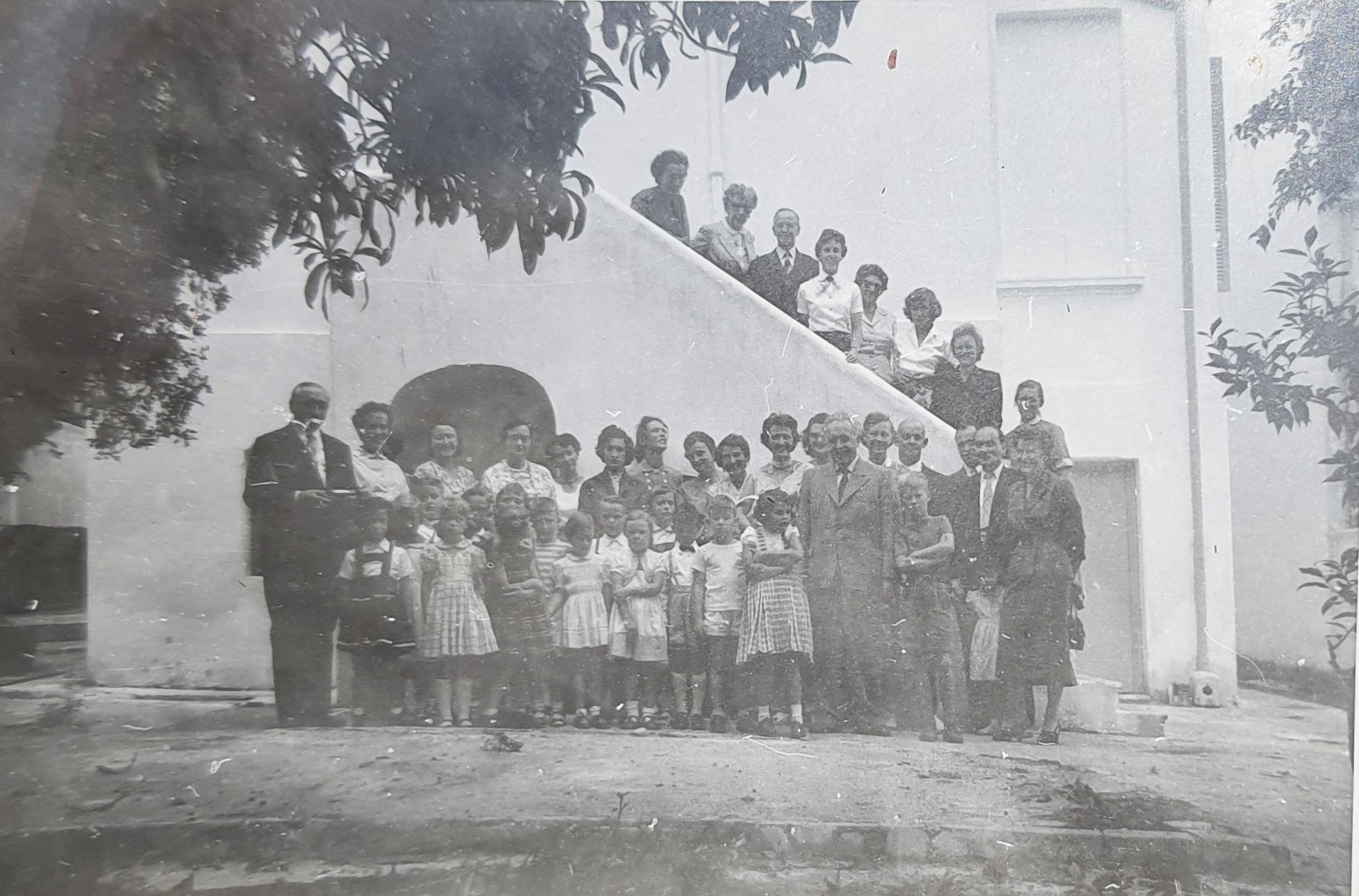 27 de fevereiro de 1956: primeiro dia de aula.