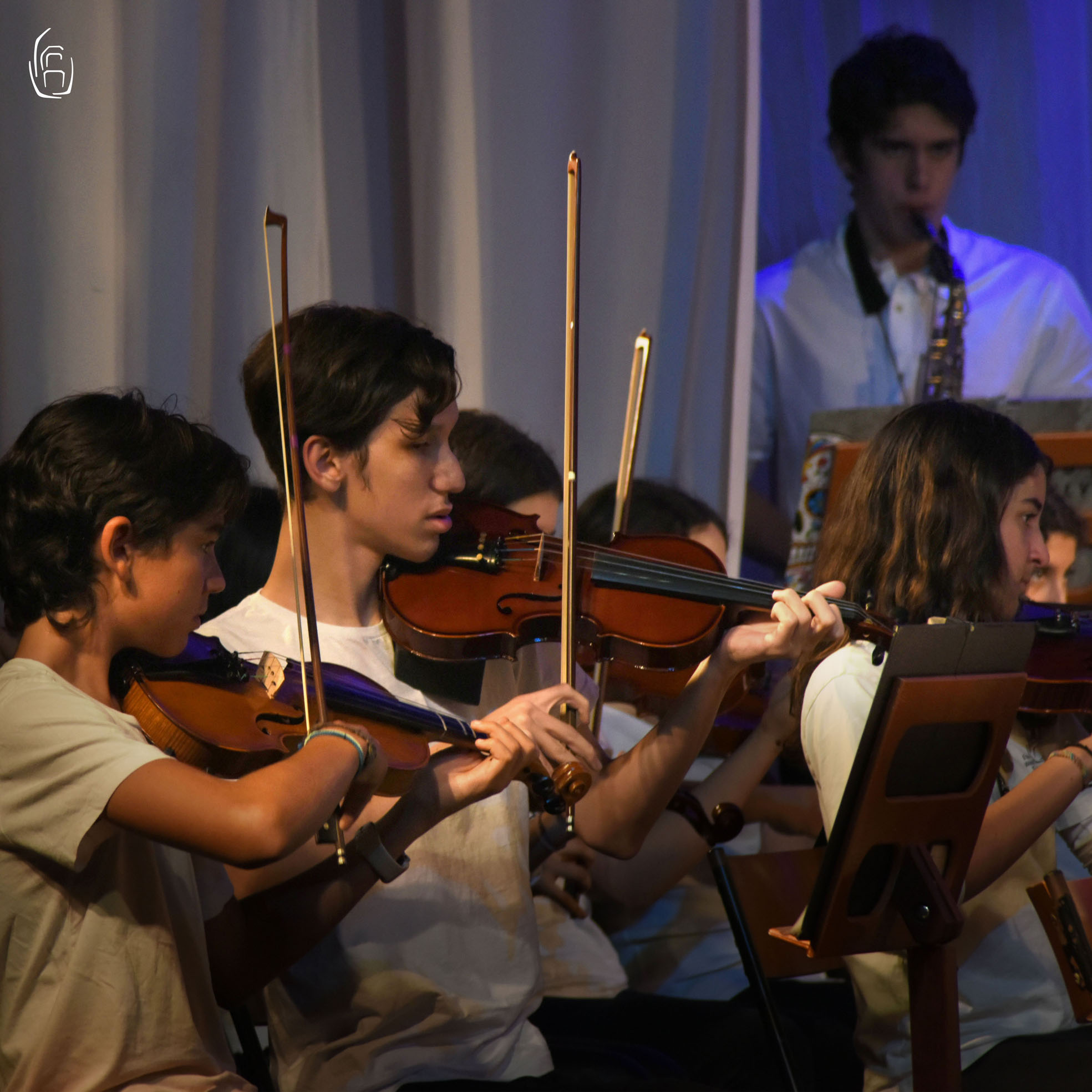 Estudantes da EWRS em apresentação no VI Encontro de Orquestras de Escolas Waldorf, 2023